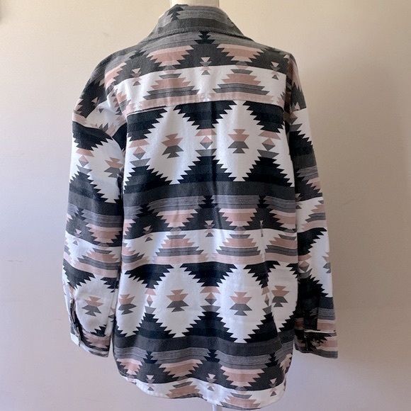 No Comment NY-LA woman’s Aztec shacket Jacket shirt long sleeve, size XL - Picture 6 of 14